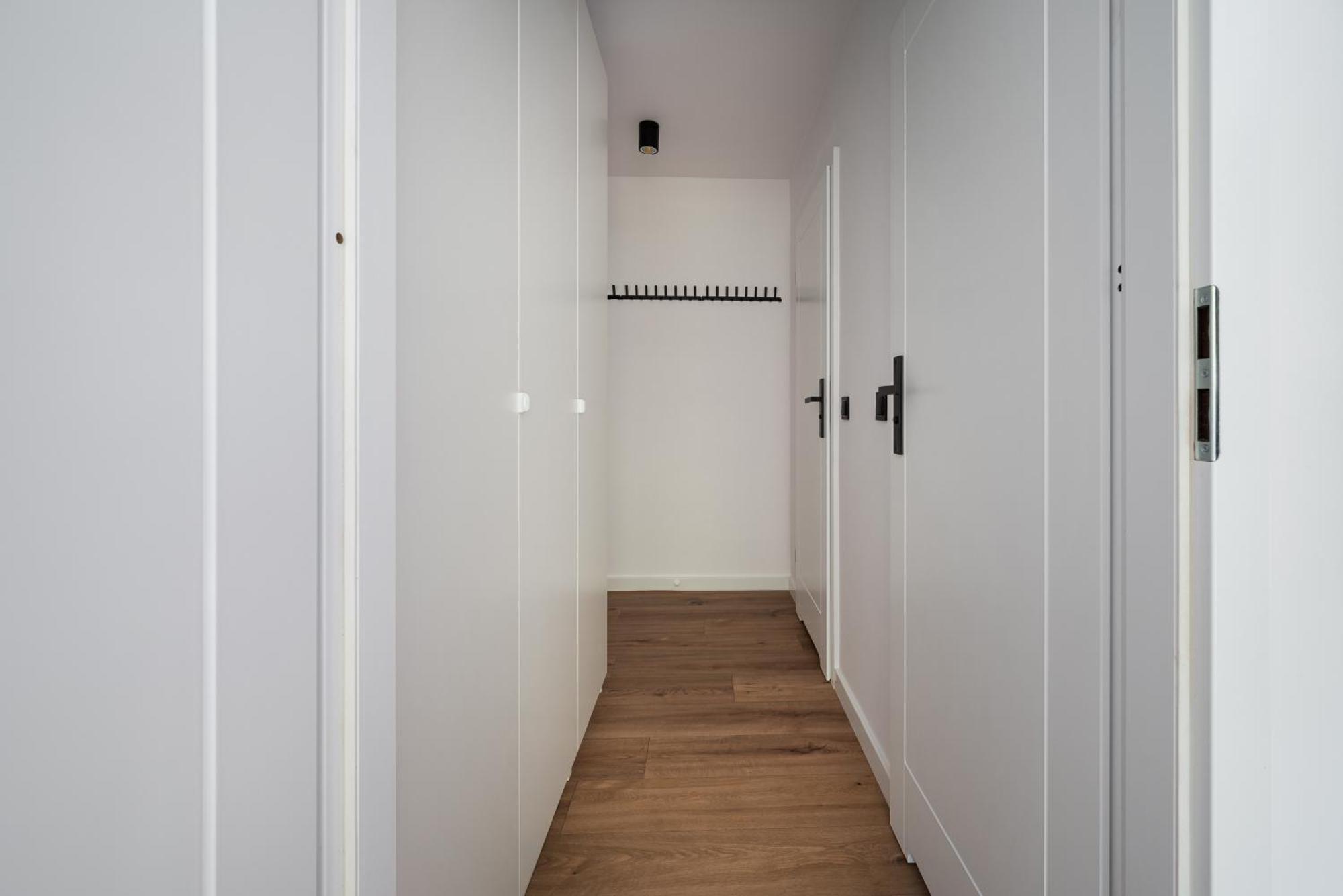 Metro Ksiecia Janusza Comfort Apartment Warsaw